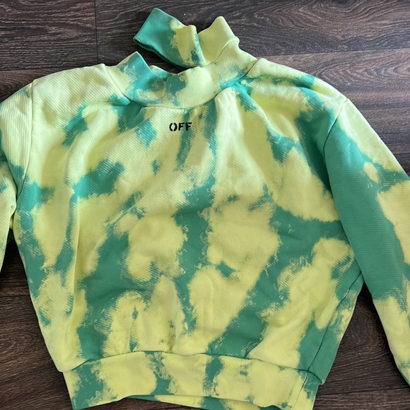 🎉HP🎉 Tie Dye Trashed Sweatshirt in Light Green - Picture 3 of 11